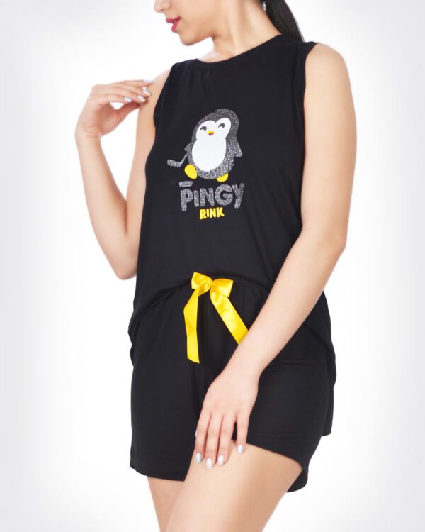 تاپ و شلوارک پنگوئن زنانه